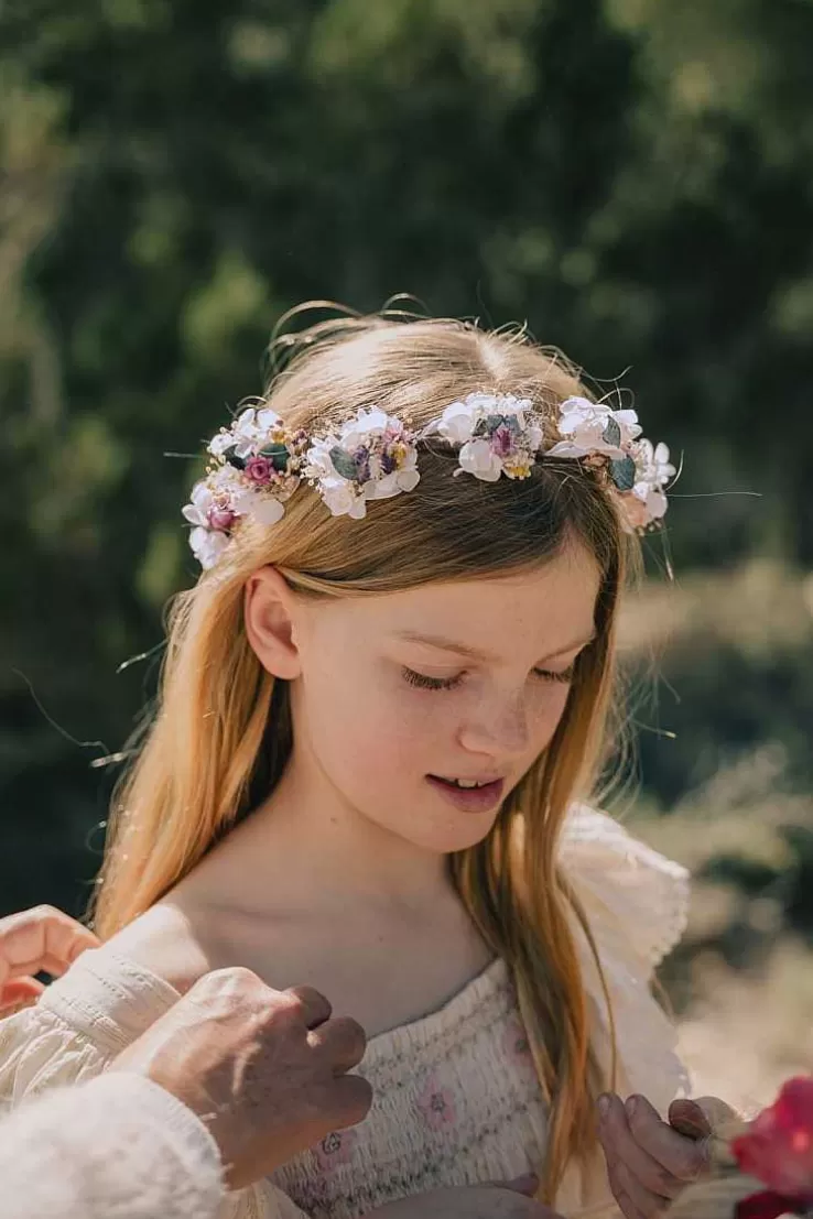 Louise Misha Couronne Coline^ Cérémonie