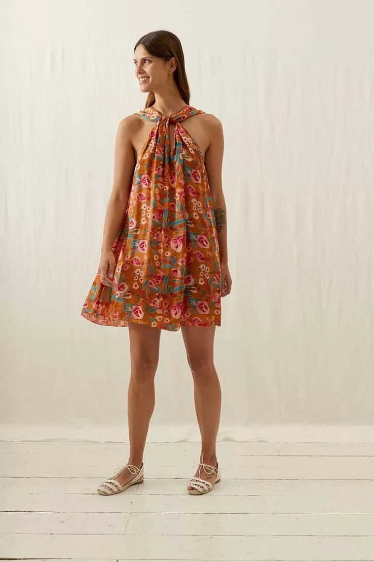 Louise Misha Robe Nihala^ Cérémonie